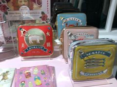 -恋物百货商店(华侨城店)