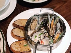 新西兰青口配蒜香白酒奶油汁-Bistro 63 创意融合料理(广粤天地店)