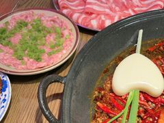 -巴卤社老火锅(财富店)