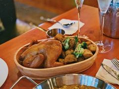 招牌脆皮田园烤鸡配香草土豆-HIB HUB公社(解放西路店)