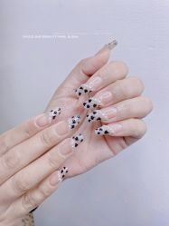 -DAZZLING BEAUTY美甲•美睫专门店
