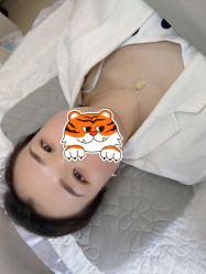 -初心纹眉洗眉·美睫专业店