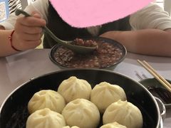 -上海小笼包