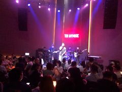 -TZ House音乐现场(来福士中心店)