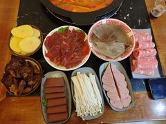 鲜牛肉-重庆川渝肥妹火锅