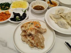 -东方饺子王(新奥购物中心店)