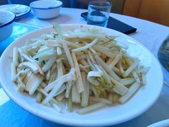 -天乐农家鱼头王(天目湖店)