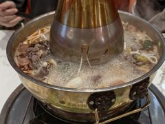 -撒拉人家.酸菜牦牛肉火锅