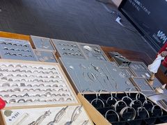-十八字金·银饰·拼豆·开蚌DIY(魏公芳华里店)
