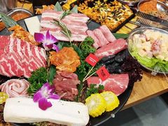 -青瓦炭韩潮烤肉(花园道店)