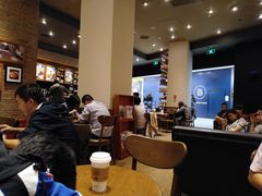 大堂-星巴克臻选(成都来福士店)