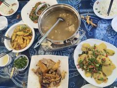 -瑞丰园庭院餐厅·白族传统家常菜
