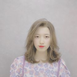 -诗悦发型烫染SALON