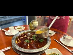 -刘胖娃鱼庄·特色肥肠鱼(杨家坪店)