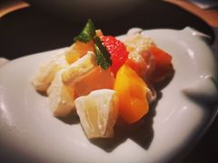 凤梨虾球-穹六人间 people 6(岳阳路店)