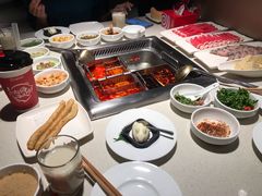 -海底捞火锅鲜切牛肉主题店(长寿路店)