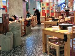 大堂-么肆烤肉·中式自助·烤肉大排档(街道口季佳PAI店)