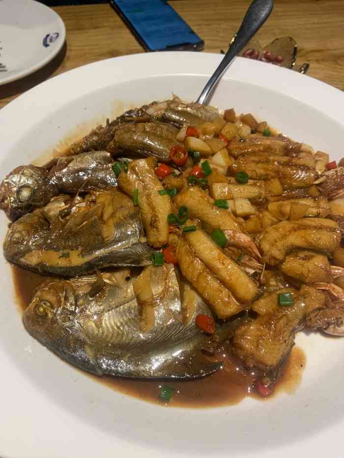 宝燕海鲜大排档(虹桥路店)-"宝燕海鲜大排档,在虹中路上靠近虹桥路.