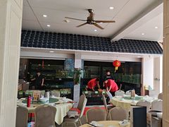 -鹏城人家海鲜酒家·23年老字号(较场尾店)