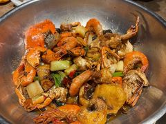 -七欣天香辣蟹火锅(上海银亿滨江店)