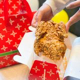 没有lv同款包袋的，还不快去叫了个炸鸡！！