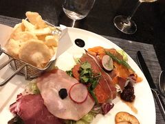 -WOLFGANG PUCK KITCHEN & BAR(迪士尼小镇店)