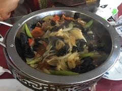 -溢心园香河肉饼总店