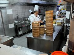 -馋三尺蟹粉小笼(人民广场店)