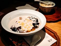 -RUXU入续糖水铺与包(卓悦中心店)