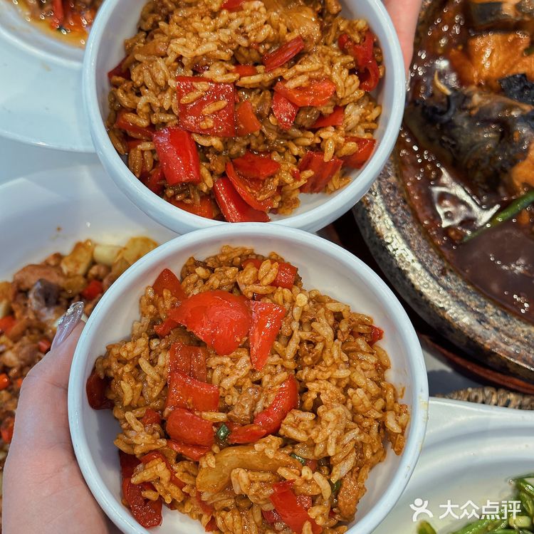 今天吃完明天还想吃的正宗湘菜馆,那叫一个香