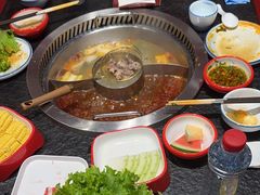 -醉董牛川派鲜肉自选火锅(烟台店)