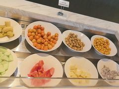 -筠咖啡西餐厅(上海国展宝龙丽筠酒店)