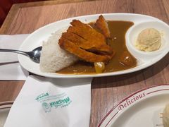 -玛格萝妮比萨屋(四平店)