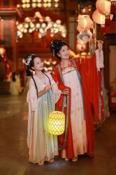 -支流映画摄影·汉服妆造跟拍(本宫来了银泰店)