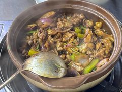 -胡须佬鸡煲四季火锅店(石厦西村直营店)