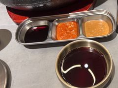 -围炉肉舍丹东海鲜烤肉·烤活鳗(步行街店)