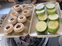 -围炉肉舍•炭烤活鳗•丹东海鲜烤肉(步行街店)