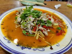 鲜锅美蛙-盐与味葱葱鲫鱼•自贡菜江湖菜(春熙店)