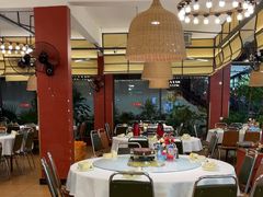 -刘姐啤酒鱼民族演艺餐厅(西街总店)