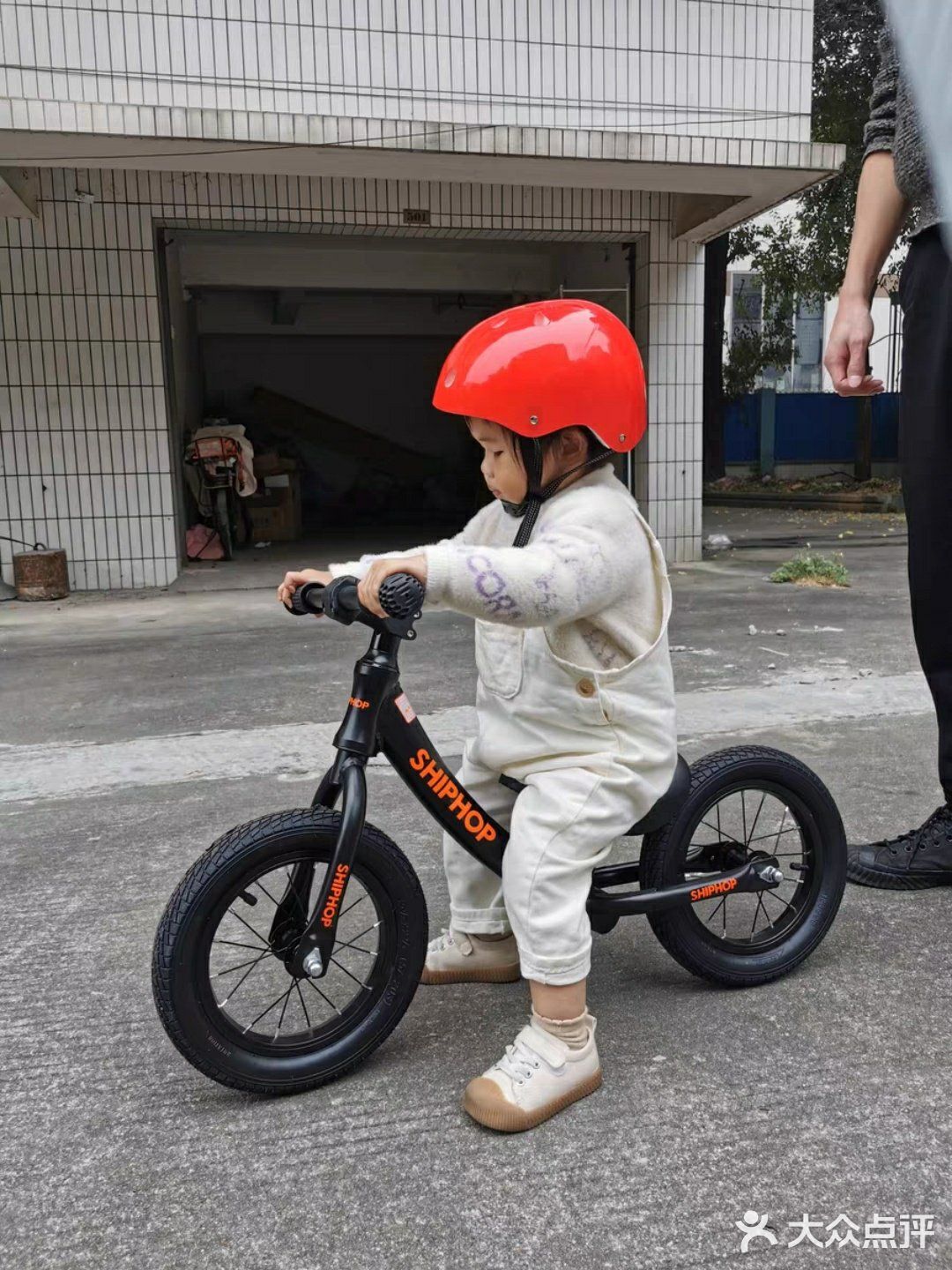让宝宝喜欢的平衡车，充满欢乐的运动