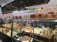 面包甜点陈列柜-山崎面包(百联世纪店)