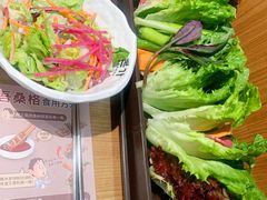 蔬菜拼盘-本家韩国烤肉(青岛万象城店)