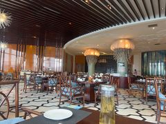-蜈支洲岛珊瑚酒店临海阁中餐厅