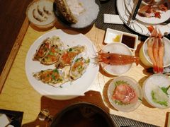 -雍和会海鲜姿造自助(湖东路店)