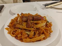 干炒牛河-稻香酒家·34年老字号·港式粤菜(汉街店)