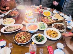-大胡同天津菜·海肠捞饭·津门皮皮虾锅贴一绝(西姜井店)