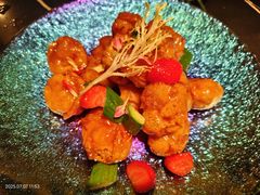 士多啤咕噜肉-粤·向群饭店(二沙岛店)