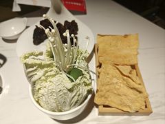 娃娃菜-大胖骨汤火锅(裕华店)