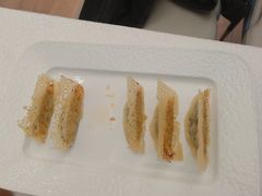 虾爬子锅贴-品海楼·大连海胆锅贴馆(东港店)