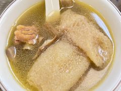-菌海森林·非遗野生菌火锅(西山区滇池路摩根道店)